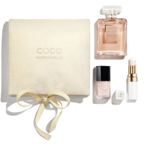 mademoiselle by coco chanel trousee bag box set|Chanel Coco Mademoiselle.